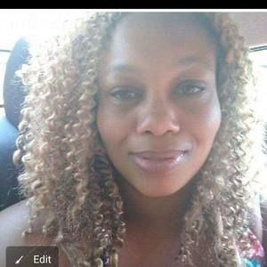 Meet your Posher, Phoebe